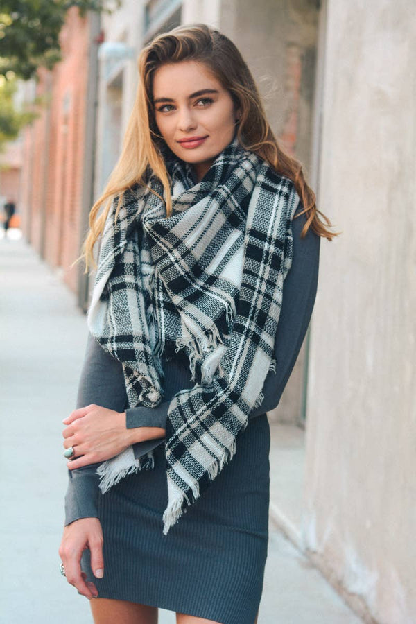 All-Time Classic Warm Frayed Edge Flannel Scarf- Black & White