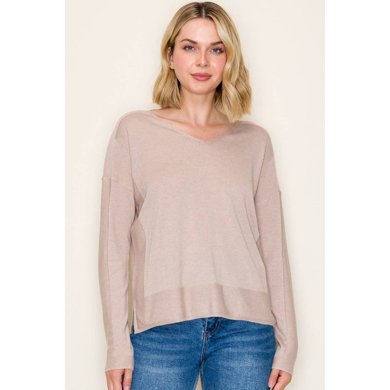 V NECK PULLOVER SWEATER