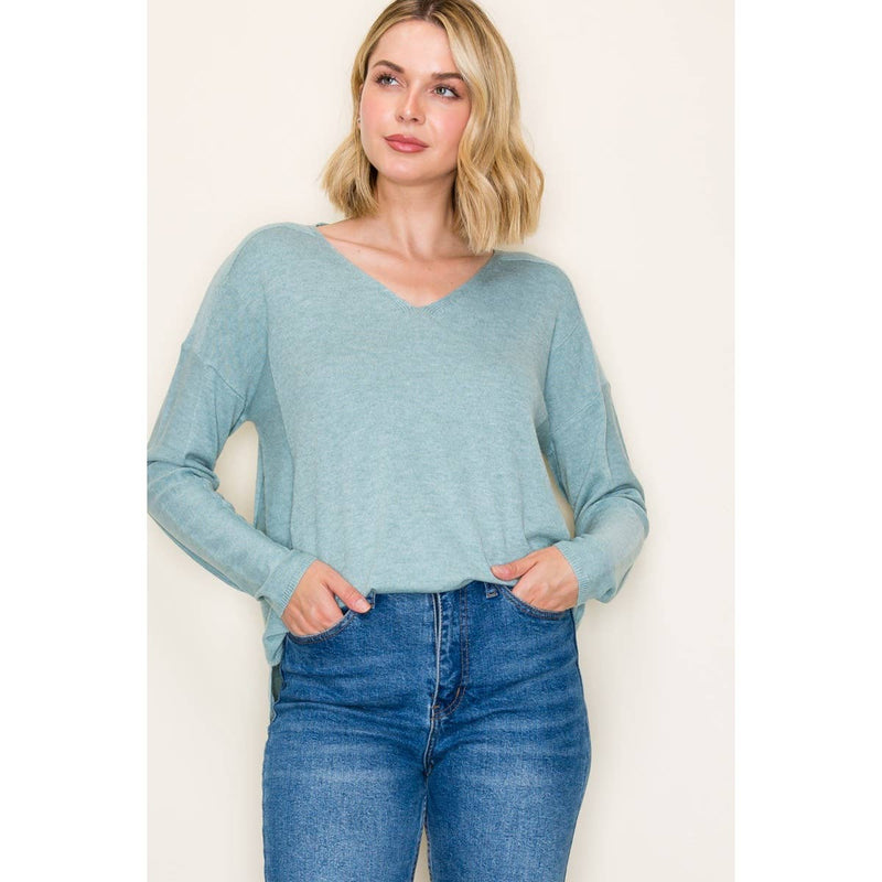 V NECK PULLOVER SWEATER