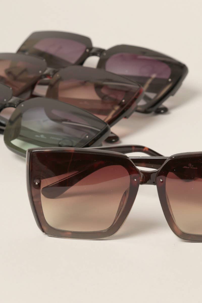 Tinted Lenses Square Sunglasses