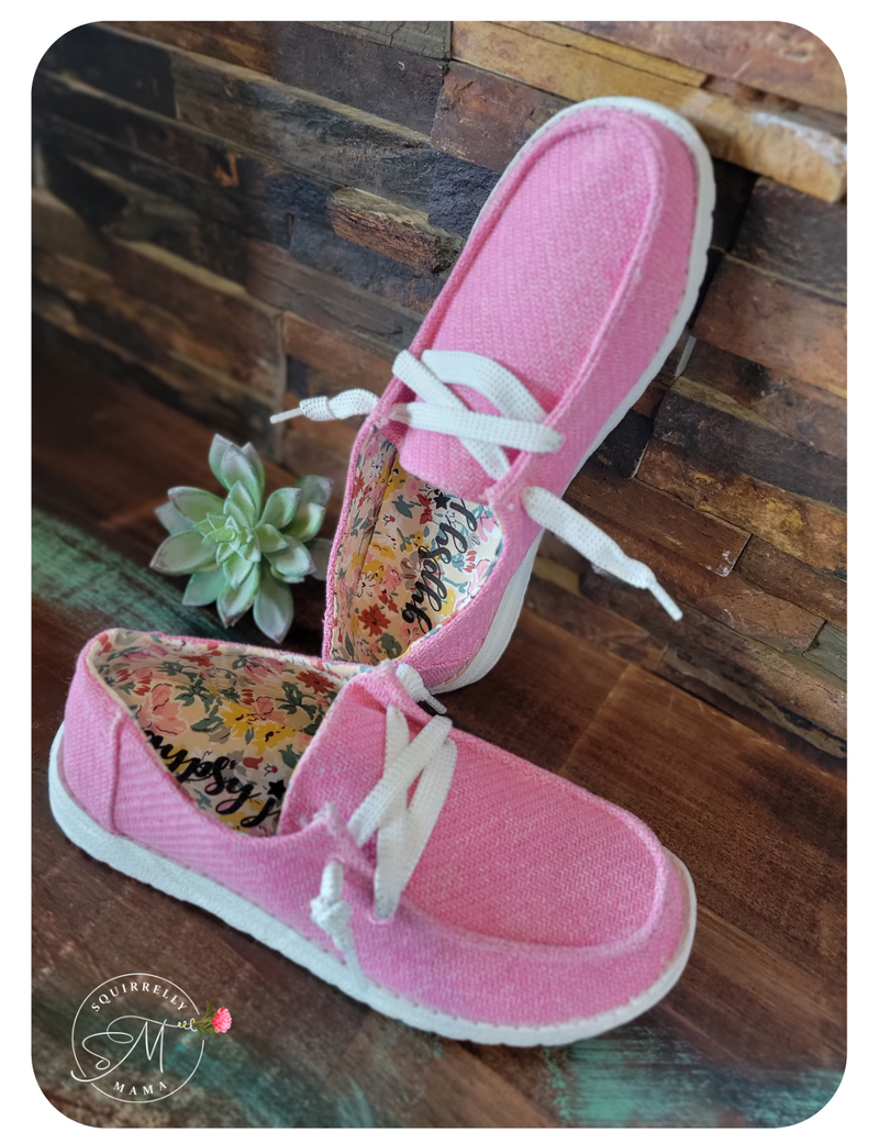 ladies pink boat shoe